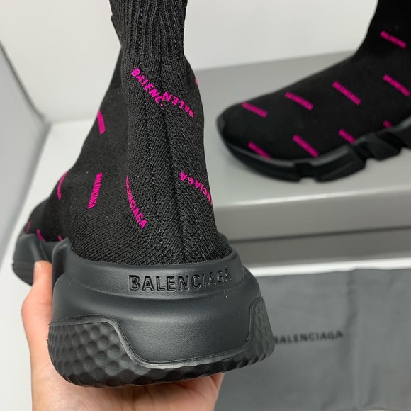 ✅SOLD✅ NIB BalenciagaSpeed Runner knit sneakers 39 - Picture 2 of 4